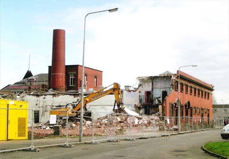 Govan Baths on Harhill Street being demolished