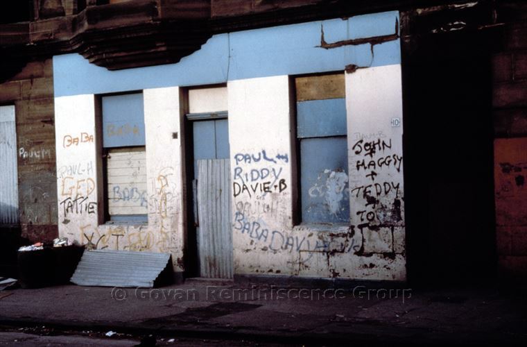 Closed shop Elderpark Street 1979
